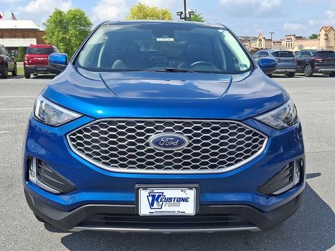 Certified 2023 Ford Edge SEL w/ Convenience Package AWD/4WD image 2