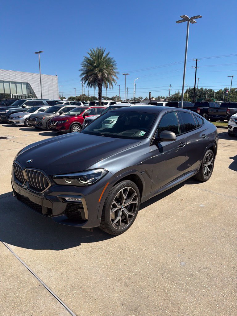 Used 2021 BMW X6 M50i w/ Premium Package AWD/4WD image 12
