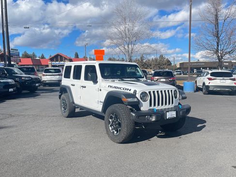 Used 2021 Jeep Wrangler Unlimited Rubicon 4xe image 9