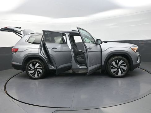 New 2026 Volkswagen Atlas SEL AWD/4WD image 36