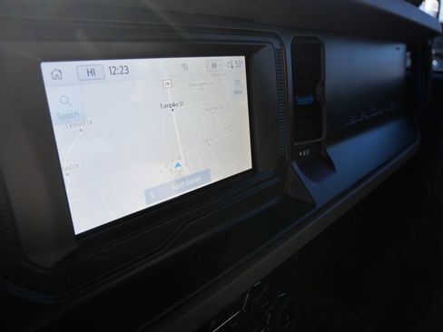 Used 2022 Ford Bronco Black Diamond w/ Sasquatch Package image 15