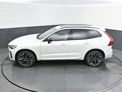 New 2026 Volvo XC60 B5 Ultra w/ Protection Package Premier AWD/4WD image 24