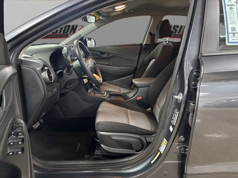 Used 2019 Hyundai Kona SE image 9