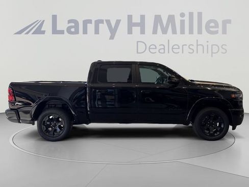 New 2027 RAM 1500 Big Horn AWD/4WD image 6