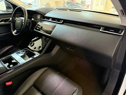 Used 2020 Land Rover Range Rover Velar S AWD/4WD image 16