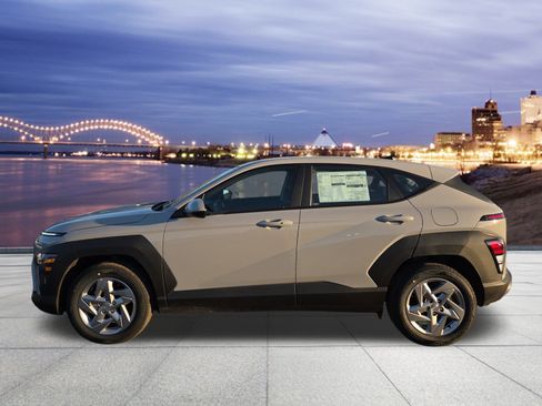 New 2026 Hyundai Kona SE image 2