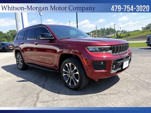 Used 2022 Jeep Grand Cherokee L Overland w/ Luxury Tech Group IV AWD/4WD image 3