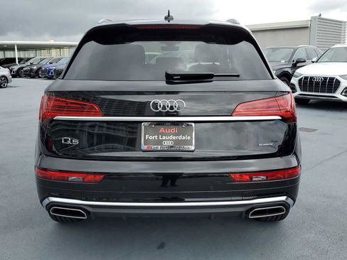 Used 2023 Audi Q5 2.0T Premium w/ Convenience Package image 5