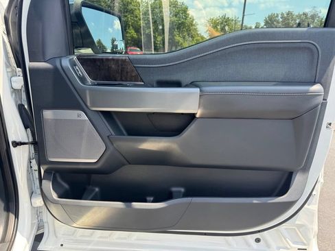 Certified 2023 Ford F150 Lariat w/ Trailer Tow Package AWD/4WD image 15