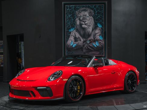 Used 2019 Porsche 911 Speedster RWD image 1