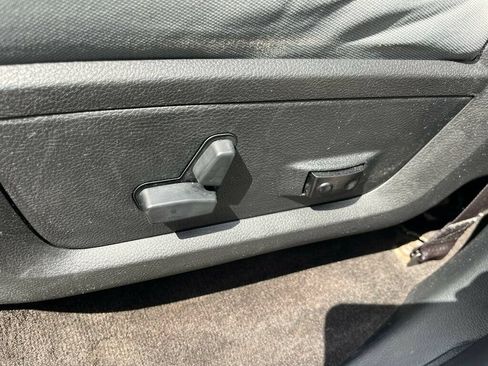 Used 2017 RAM 1500 Big Horn AWD/4WD image 42