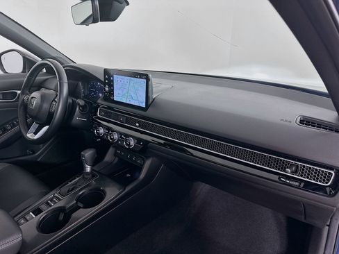 Used 2025 Honda Civic Sport image 37