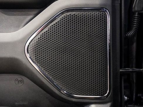 Used 2022 RAM 1500 Limited AWD/4WD image 9