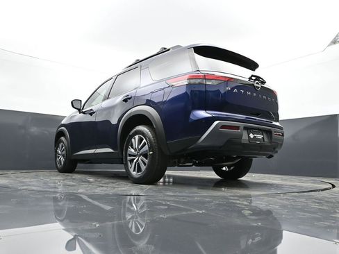 New 2026 Nissan Pathfinder SL AWD/4WD image 32