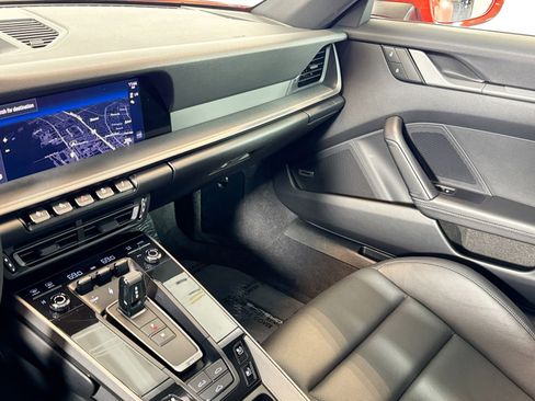 Used 2022 Porsche 911 Carrera image 21