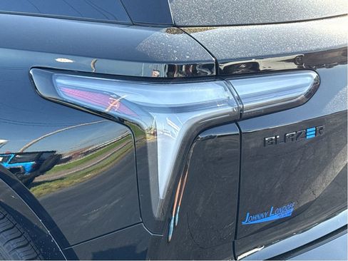 Used 2025 Chevrolet Blazer EV SS AWD/4WD image 6