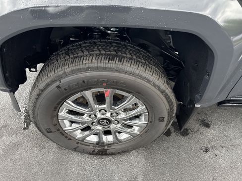 New 2025 Toyota Tacoma Limited AWD/4WD image 9