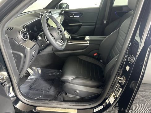 Certified 2026 Mercedes-Benz GLC 300 image 9