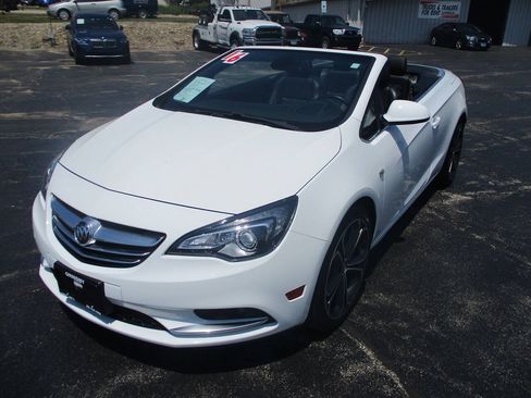 Used 2016 Buick Cascada FWD image 1