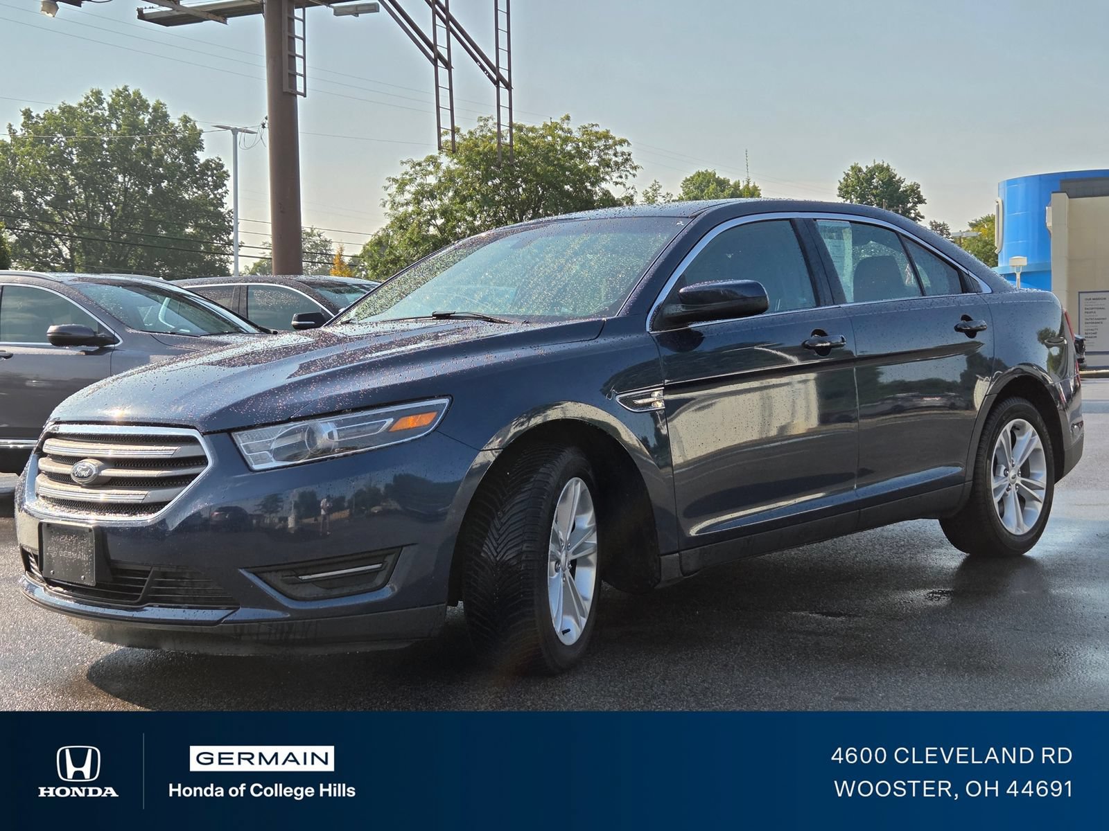 Used 2017 Ford Taurus SEL FWD image 14