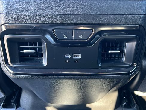 Certified 2025 GMC Sierra 2500 AT4 AWD/4WD image 16