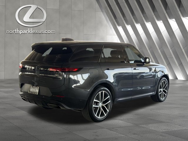 Used 2023 Land Rover Range Rover Sport SE AWD/4WD image 6