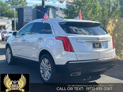 Used 2019 Cadillac XT5 Premium Luxury AWD/4WD image 4
