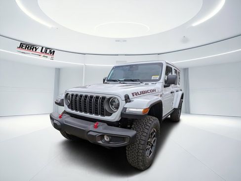 New 2026 Jeep Wrangler Unlimited Rubicon w/ Safety Group image 6