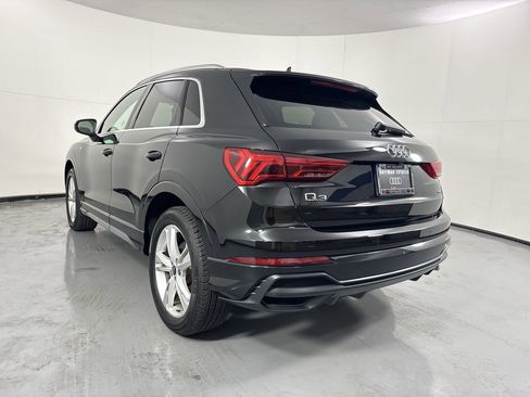 Used 2022 Audi Q3 2.0T Premium Plus w/ Premium Plus Package AWD/4WD image 30