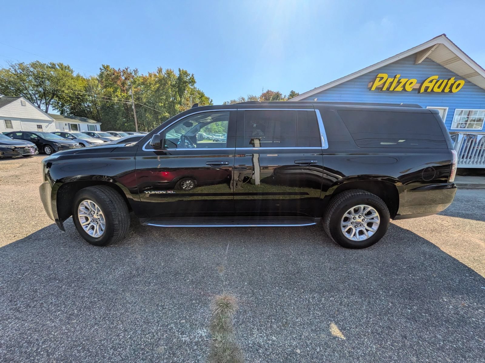 Used 2020 GMC Yukon XL SLT AWD/4WD image 3