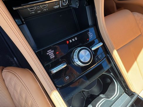 Used 2024 Jeep Grand Cherokee Summit image 30