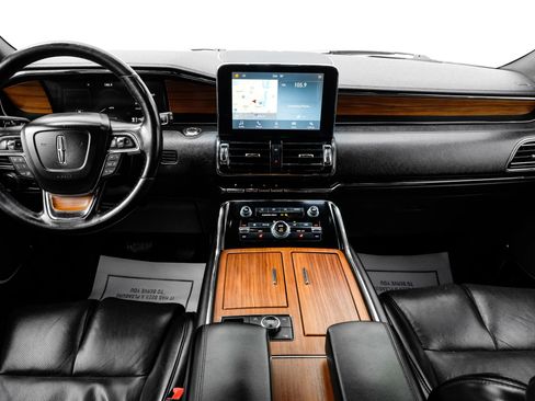 Used 2019 Lincoln Navigator Select w/ Technology Package image 8