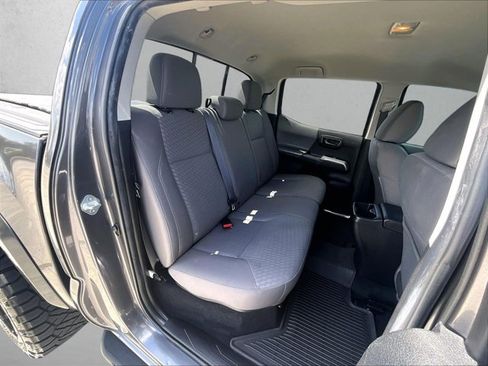 Used 2023 Toyota Tacoma SR5 AWD/4WD image 29