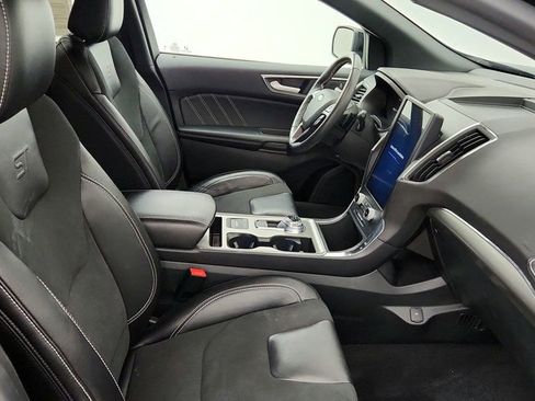 Used 2024 Ford Edge ST image 24
