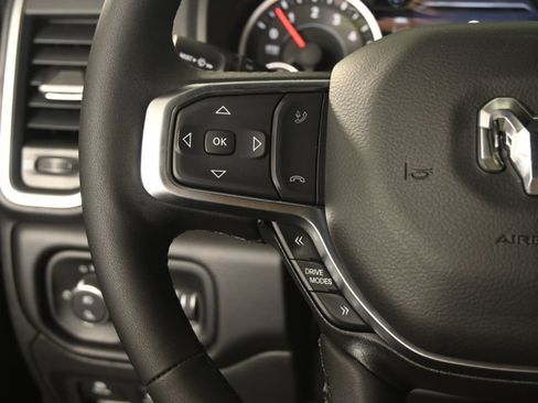 Used 2026 RAM 1500 Big Horn AWD/4WD image 35