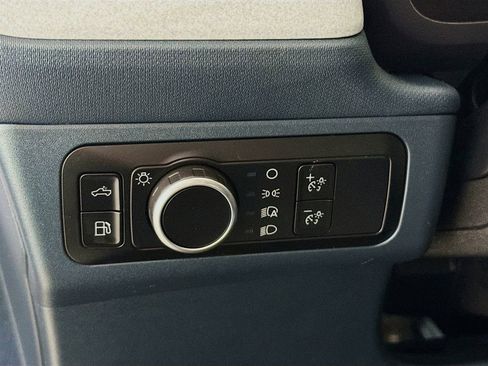 Used 2024 Ford Maverick XLT FWD image 12
