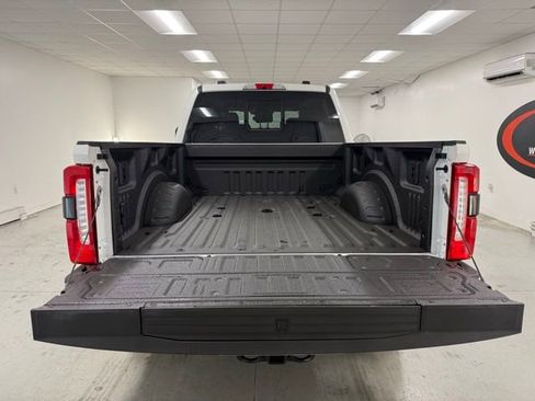New 2026 Ford F250 Lariat w/ Lariat Premium Package image 8