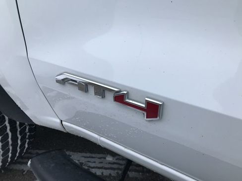 Certified 2023 GMC Canyon AT4 w/ AT4 Premium Package image 8