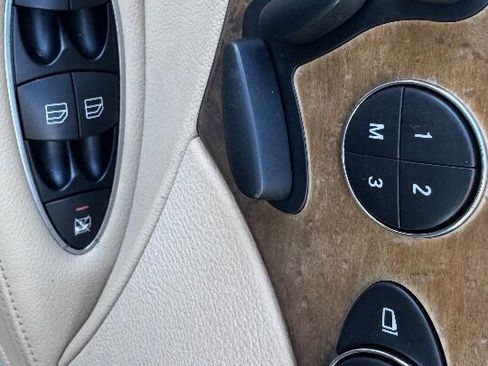 Used 2009 Mercedes-Benz E 350 Sedan w/ Premium 1 Pkg image 14