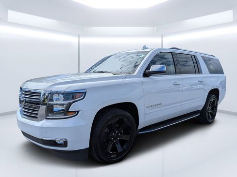 Used 2017 Chevrolet Suburban Premier image 7