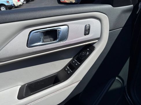 New 2026 Ford Explorer Active w/ Active Comfort Package AWD/4WD image 18