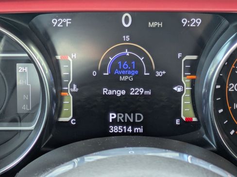 Used 2023 Jeep Gladiator Rubicon w/ Trailer Tow Package AWD/4WD image 24