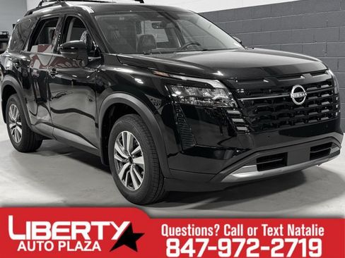 New 2026 Nissan Pathfinder SL AWD/4WD image 1