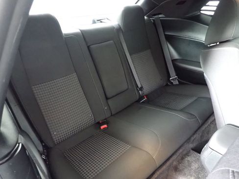 Used 2018 Dodge Challenger R/T Scat Pack RWD image 36