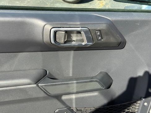 New 2025 Ford Bronco Outer Banks w/ Sasquatch Package image 10