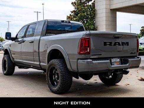 Used 2025 RAM 3500 Limited AWD/4WD image 6