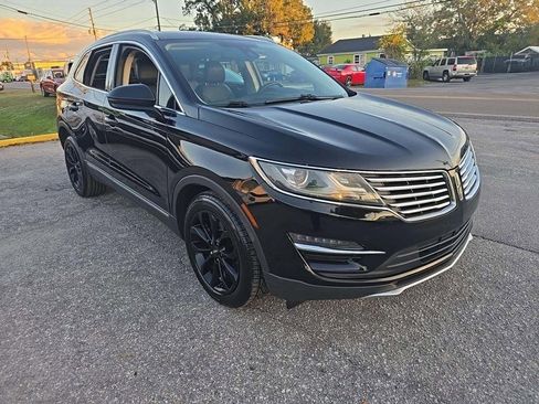 Used 2016 Lincoln MKC Select w/ Lincoln MKC Climate Package image 2