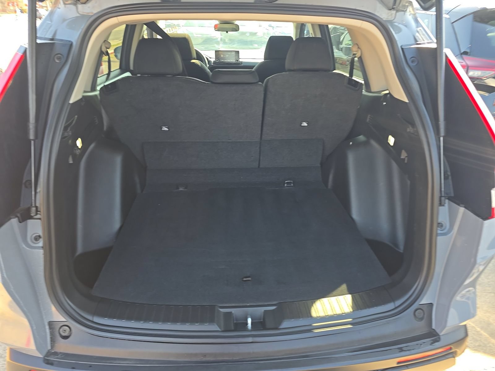 Used 2023 Honda CR-V EX image 7
