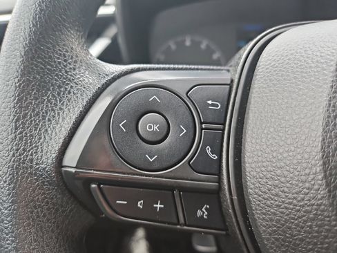 Used 2023 Toyota Corolla LE FWD image 30