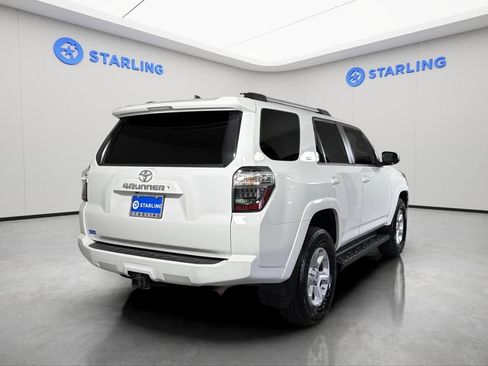 Used 2019 Toyota 4Runner SR5 AWD/4WD image 8